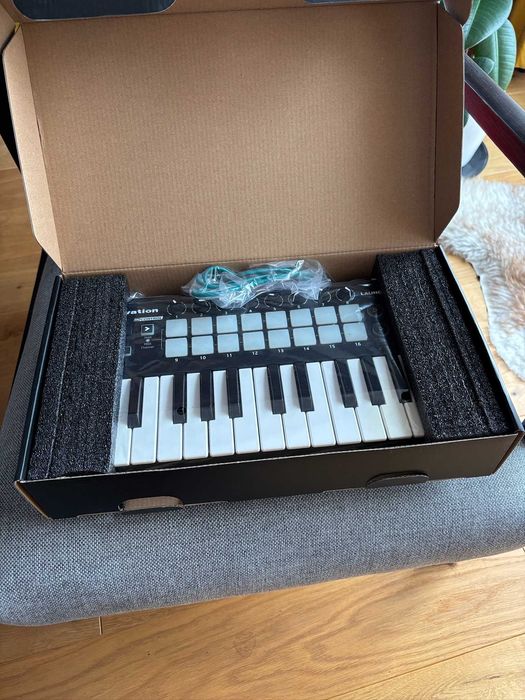 Kontroler Novation Launchkey Mini Mk2 jak nowy