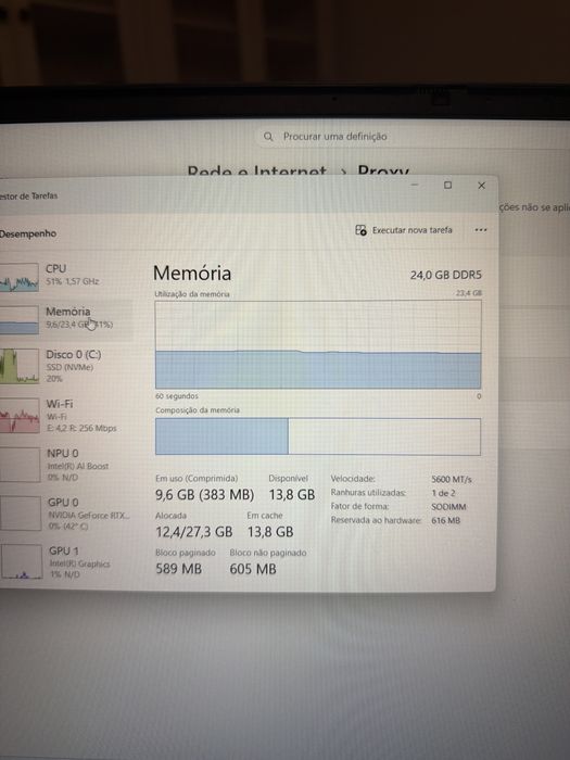 Laptop OMEN RTX 5060 24GB DDR5 1TB de armazenamento