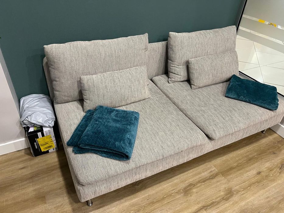 Sofa ikea 3 lugares modelo SODERHAMN