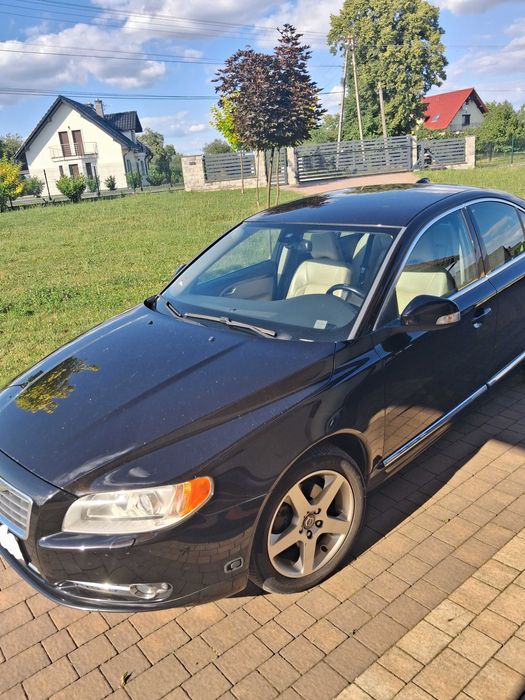 VOLVO S80 rok 2010