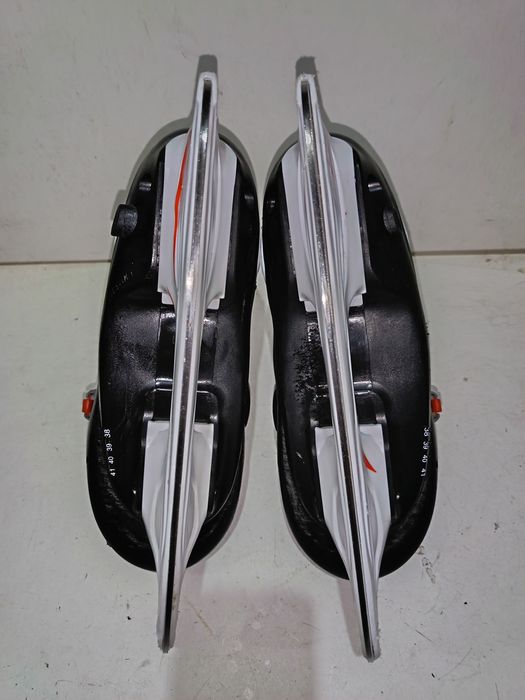 Łyżwy hokejowe NIJDAM rozmiar 38-41 regulacja