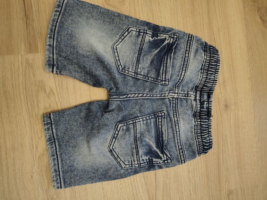 Spodenki 104 elastyczne jeansowe dla chłopca