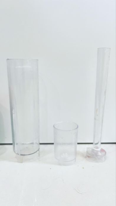 Wielka paka wosku i formy do robienia świec