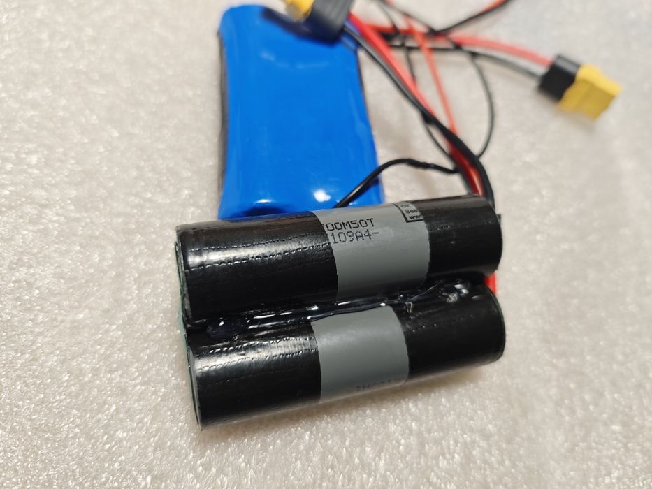 Li-ion аккумулятор 7,4V 5000 mAh из элементов 21700 LG M50T