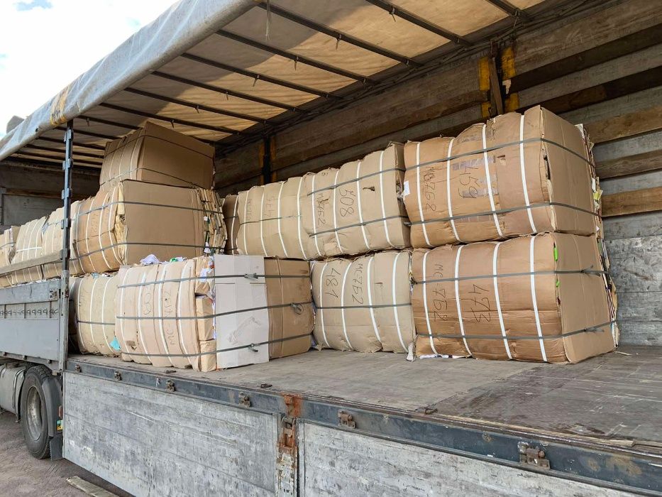 Макулатура алюмієва банка плівка ПЕТ  купуємо