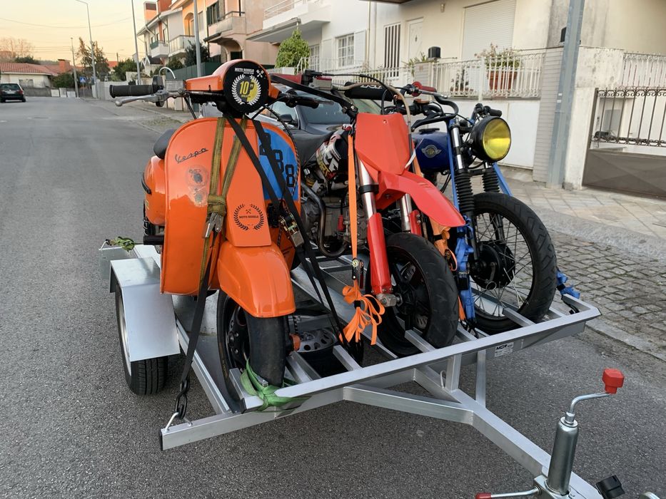 Aluguer de atrelado motas