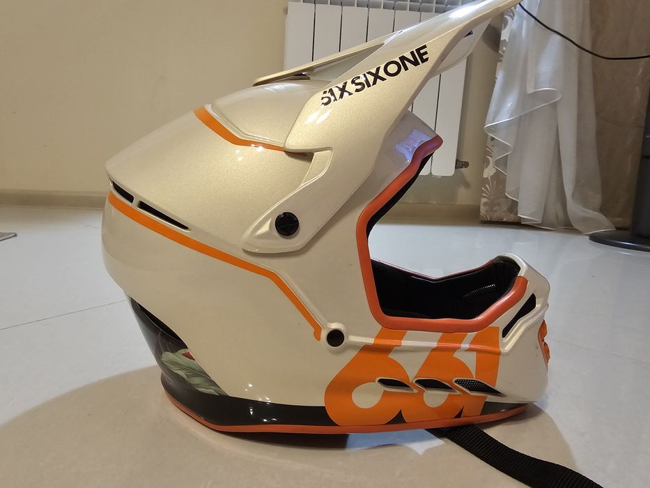 Kask 661 Cross Bike plus pancerz