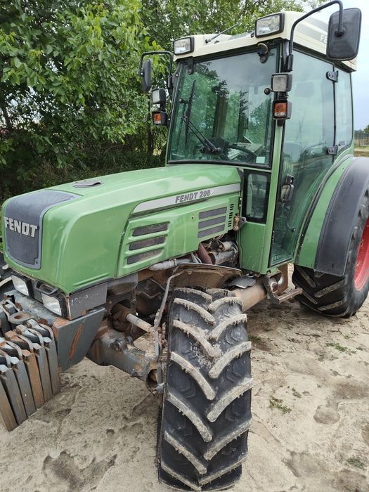 Fendt 208P ciągnik