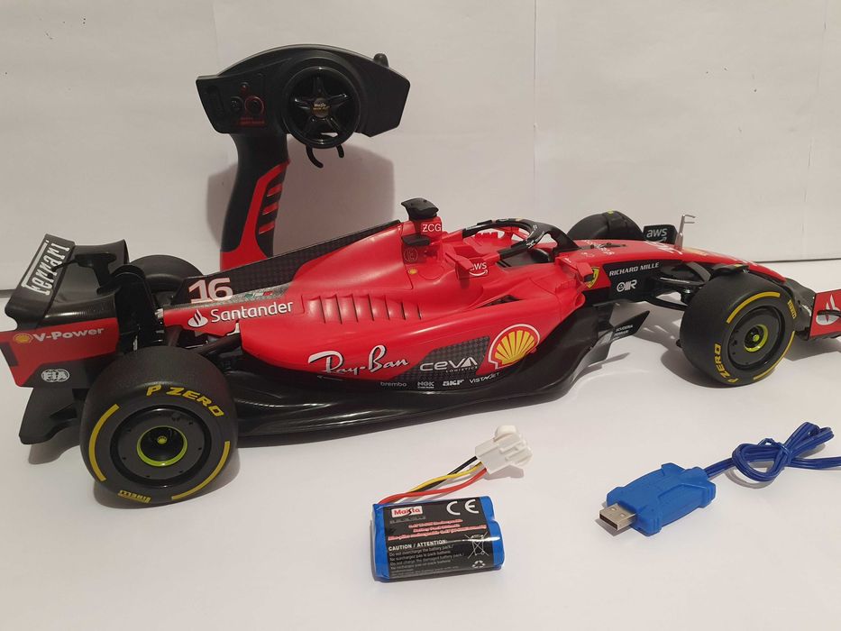 FERRARI SF-23 auto sterowane MAISTO formula 1 skala 1/10 bolid Nowy