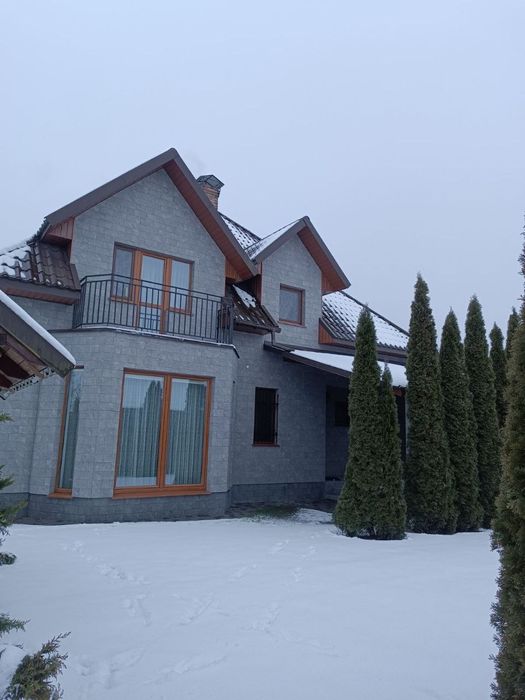 Продам новий Будинок, повністю вмебльований, від власника