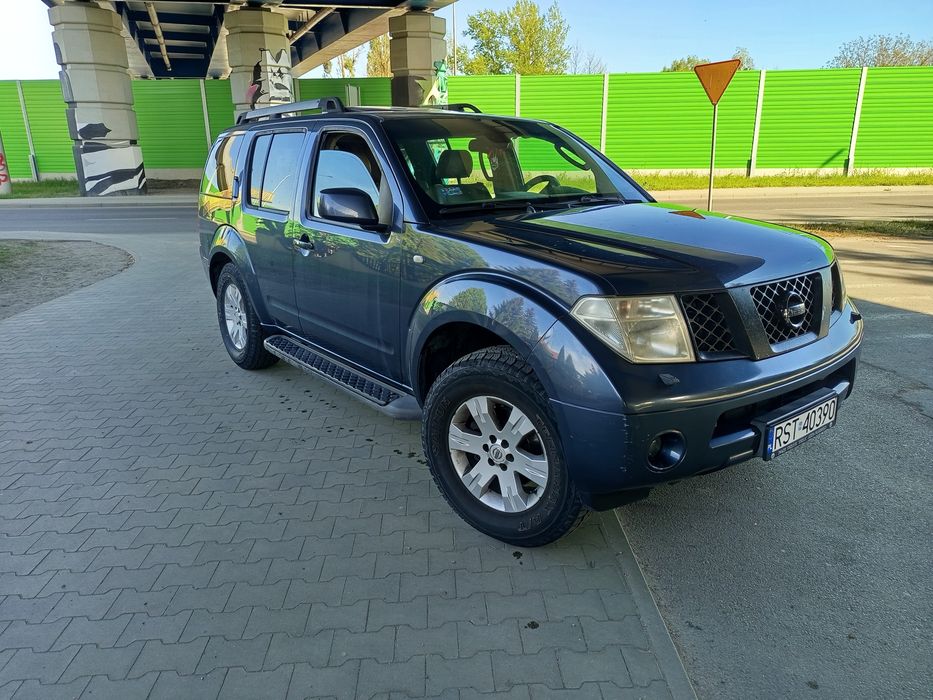 Nissan Pathfinter 2.5DCI 2007r 4X4 Automat 7-Os. zam.iana traktor