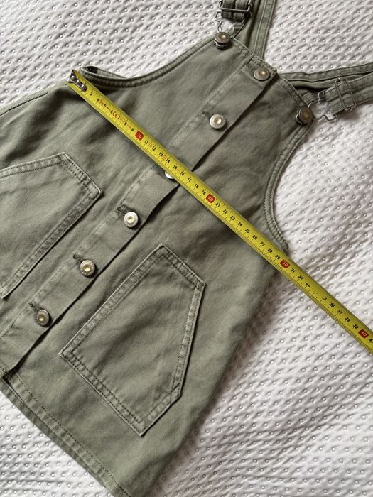 Sukienka ogrodniczka Zara 110 zielona khaki