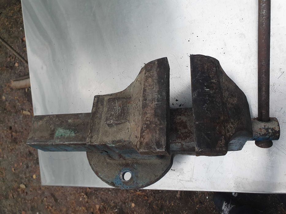 Solidne imadlo dlugosc 49 cm rozwarcie 20 cm dlug szczek 15 cm