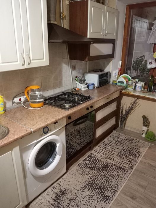 Сдам хорошую комнату в 4к квартире пр. Адмиральский/Краснова!