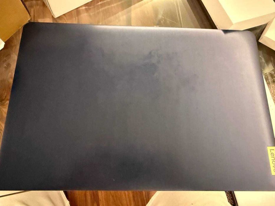 Lenovo IdeaPad Ryzen 7 5700U – Em bom estado