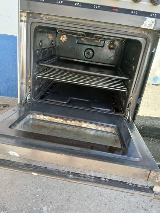Fogão a gaz com 2 placas eletricas