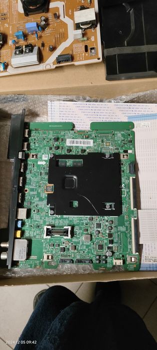 Sprzedam płytę główną oraz zasilającą do tv LG LC420DUH