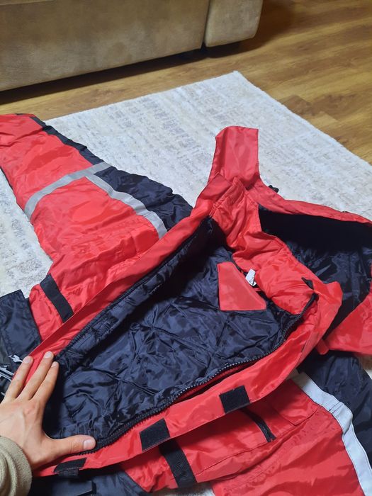 Горнолыжный костюм размера S