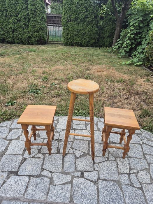 Taborety i hoker