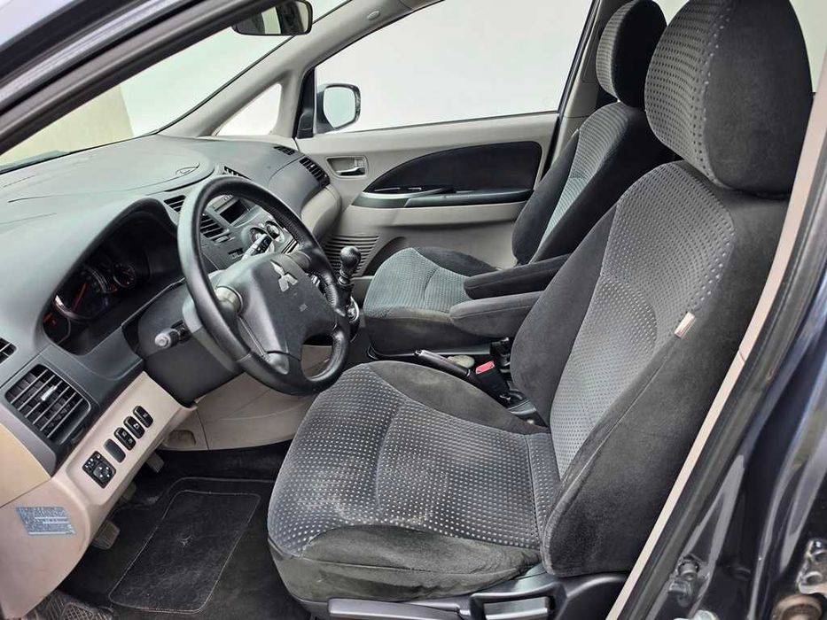 Mitsubishi Grandis 2.0DiD 136Cv 7 Lugares 11/2005