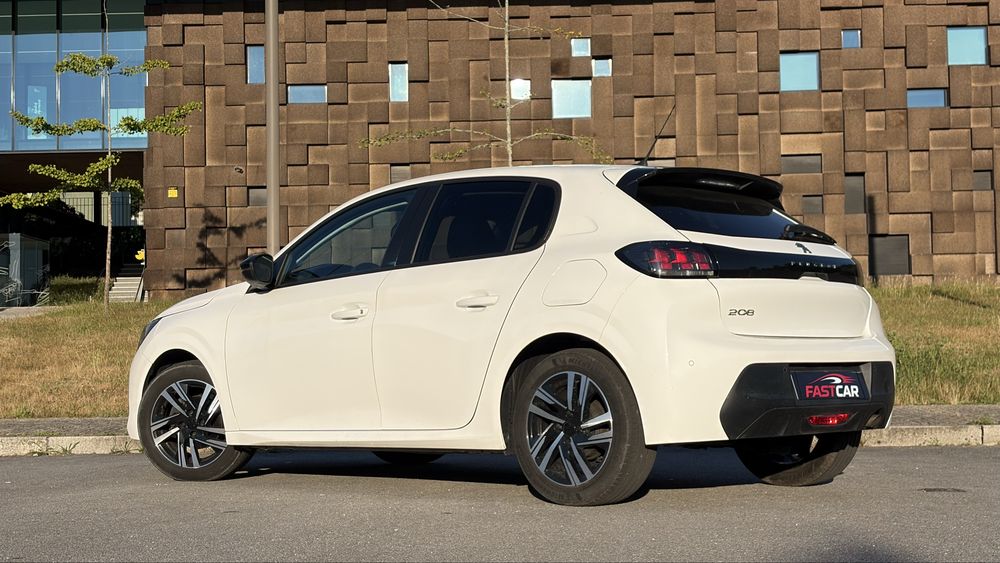 Peugeot 208 apenas 34mil km gasolina (historico comprovado) Trato de financiamento