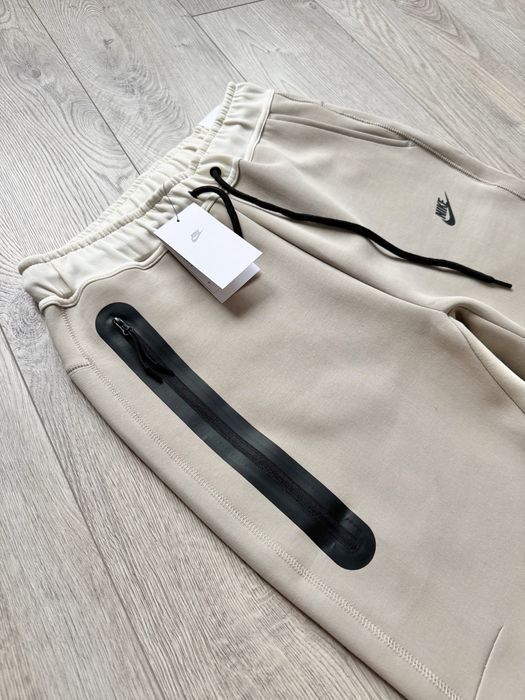 Штани Nike Tech Fleece