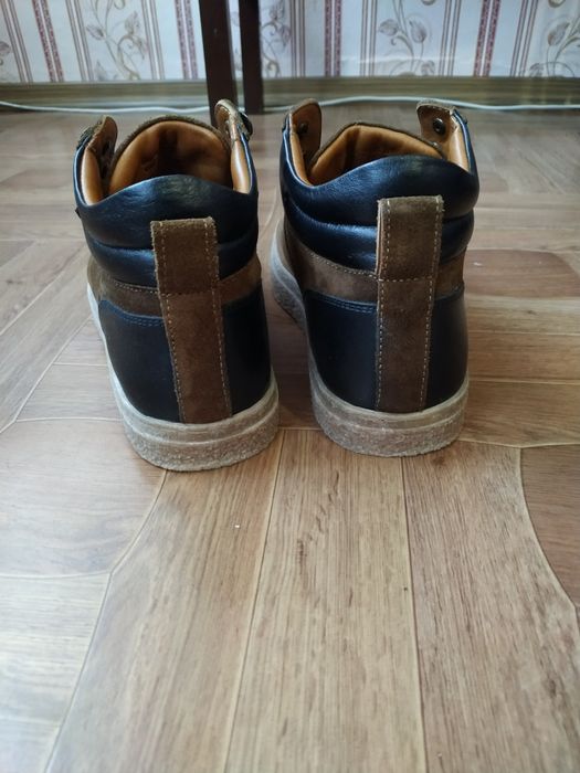 Ботинки демісезонні reserved 42 р