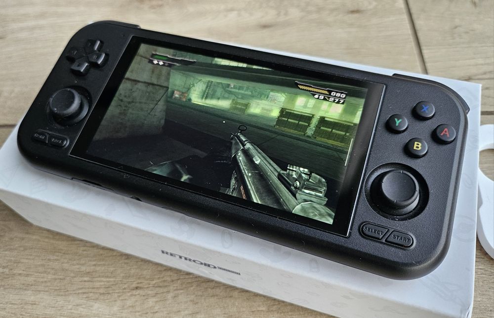 Retroid Pocket 4 stan idealny (r36s , anbernic , trimui )