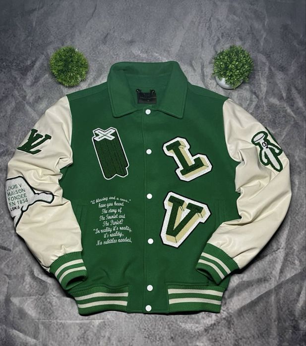 Бомбер louis vuitton поставка вещей лв боксы пуховик найк про nike pro