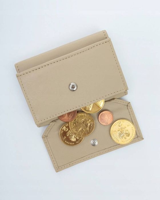 mały portfel damski na zatrzask ze skóry naturalnej - rovicky