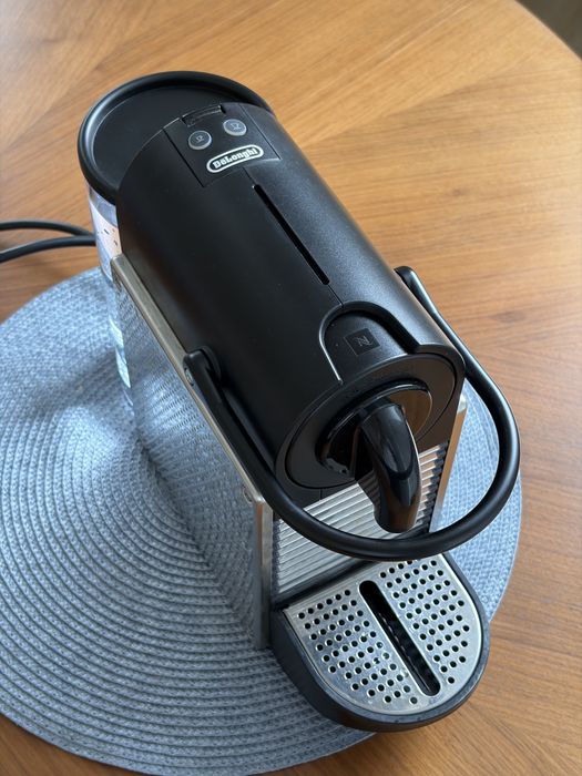 Nespresso Delonghi Pixie