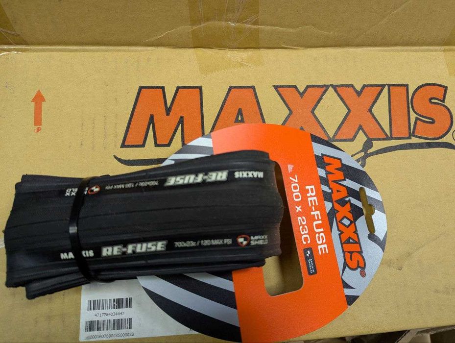 Покришка Maxxis  700x23c Re-Fuse Шоссе новая покрышка