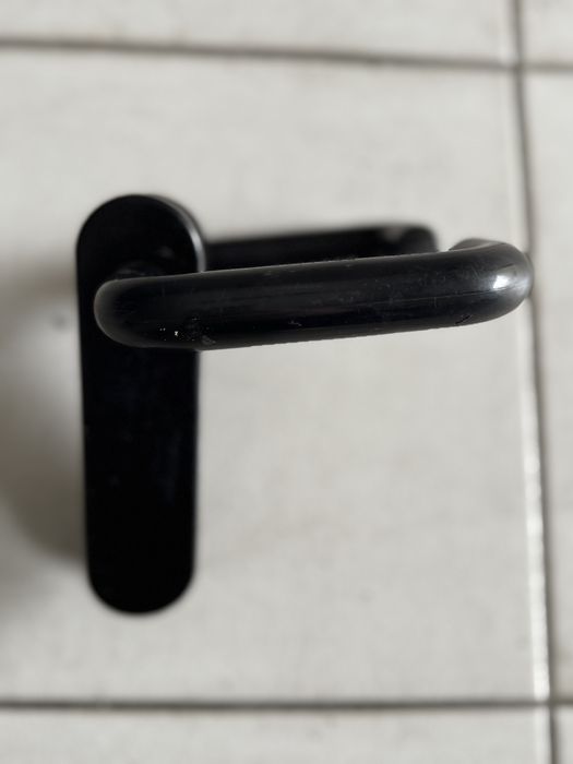 Puxador para porta corta-fogo