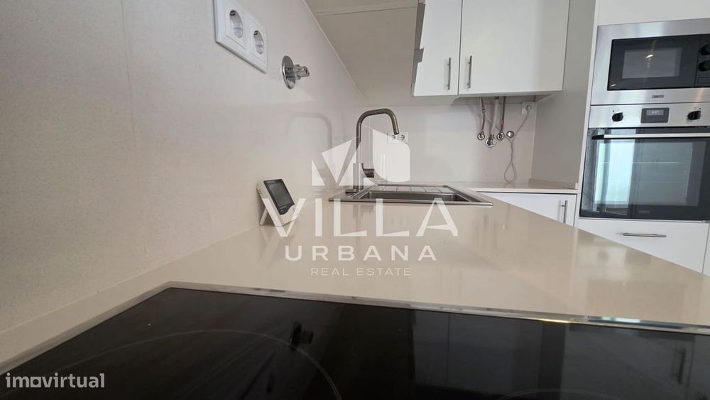 Apartamento T2 c/ Espaço Exterior localizado no Centro de Almada