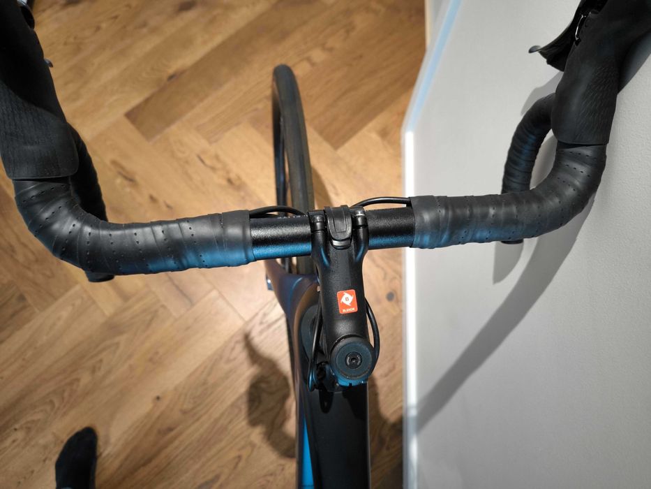 Szosa Trek Domane SL 6 Gen 3 – Rama 54 - przebieg 30km - stan idealny