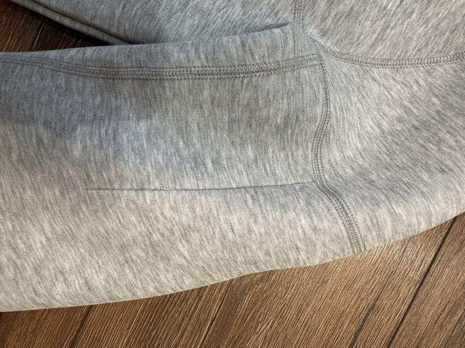 Оригінальна зіпка Nike Tech