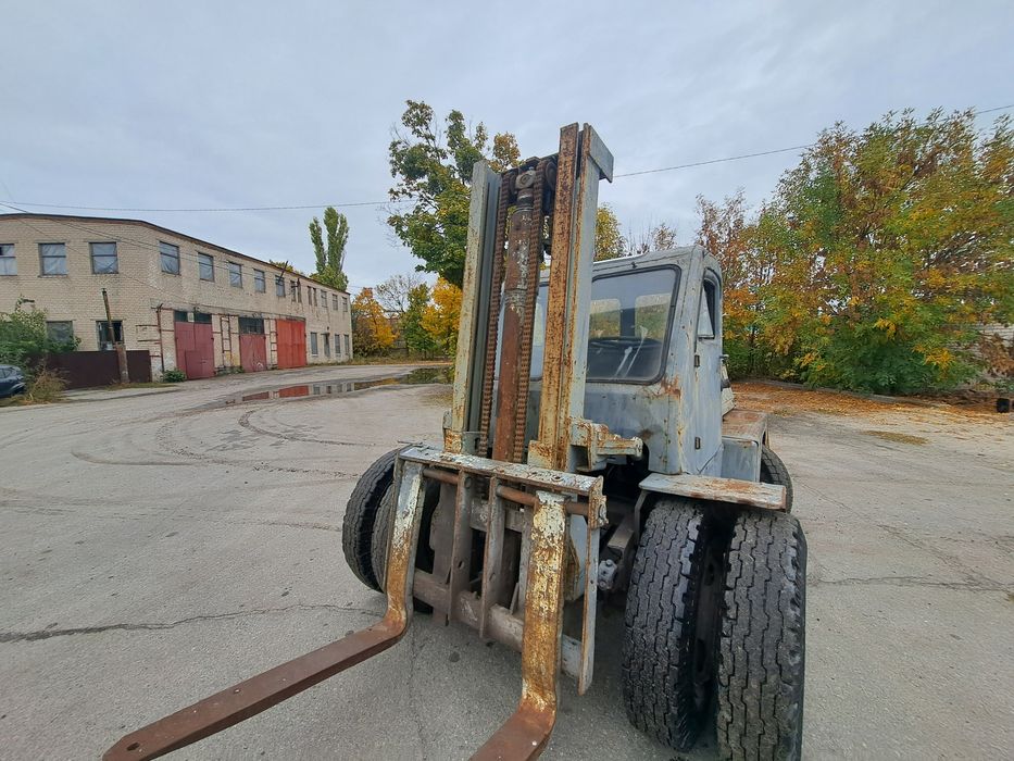 Погрузчик Львовский