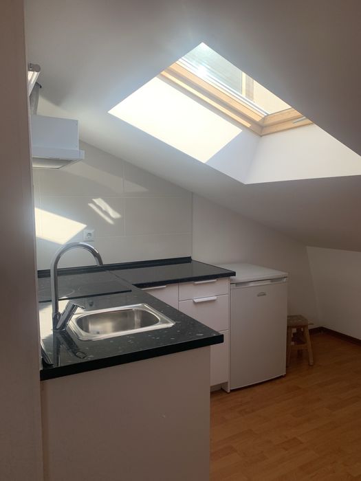 T2 lumiar metro ótima localização