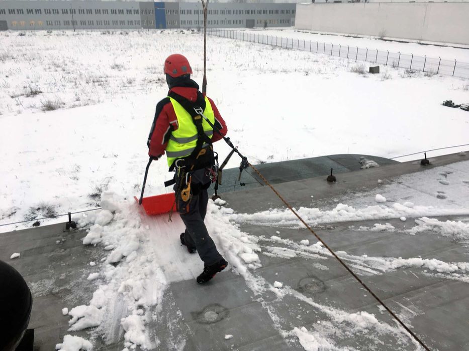 Odśnieżanie dachów