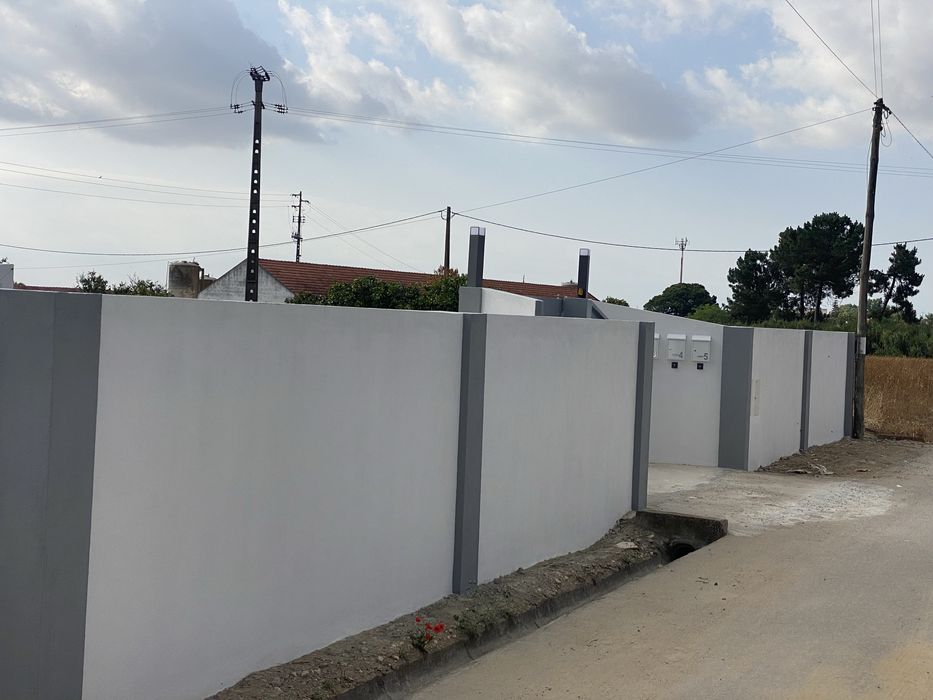 Alugo T0 novo com agua ,luz e internet  inclusso