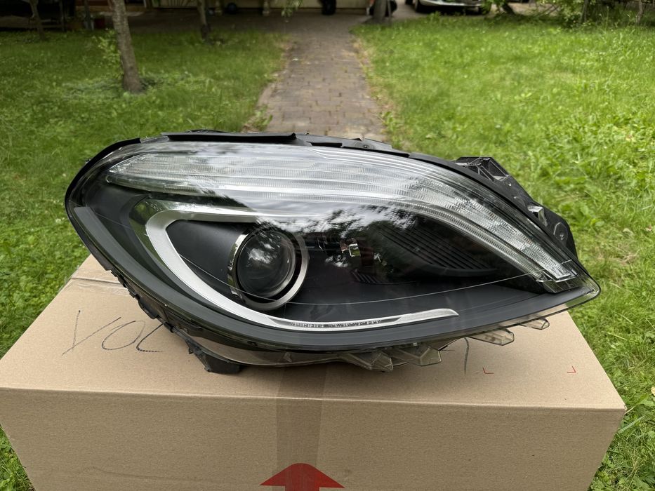 Фара права на Mercedes B W246 2011-2014 до рестайл A2468207861