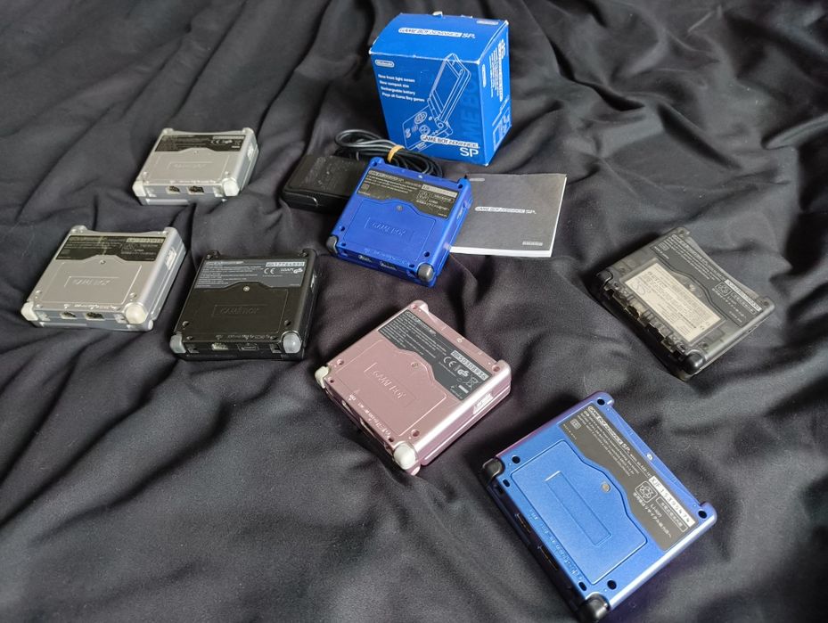 Gameboy Advance SP AGS-101/IPS (różne wersje)