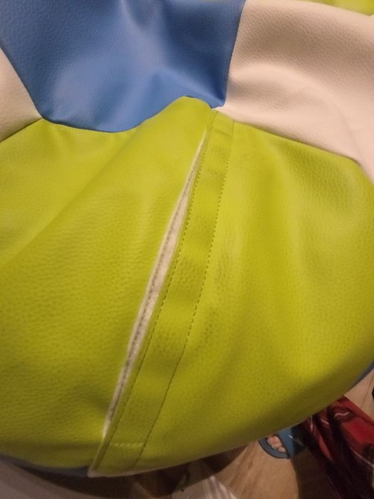 Pufa piłka do siedzenia