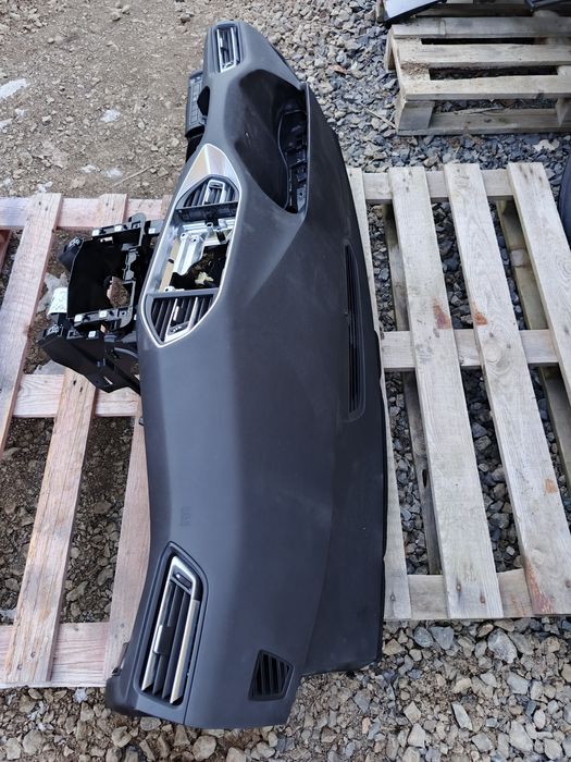Peugeot 308 T9 konsola deska rozdzielcza oryginał