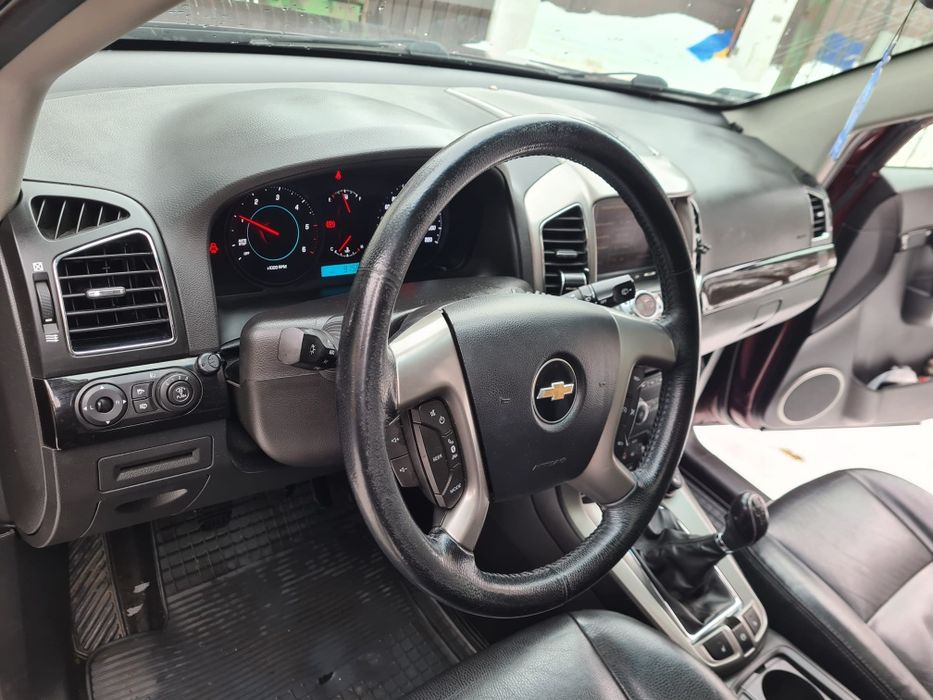 Chevrolet Captiva LTZ 2.2.D184 KM Niski przebieg 91564 Do negocjacji