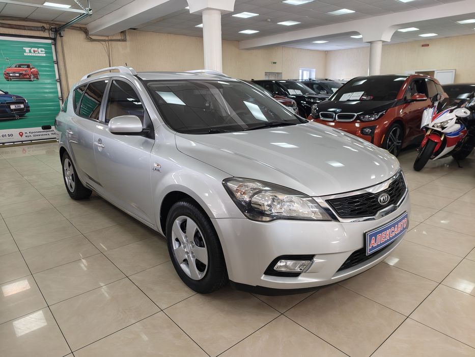Kia Cee'd SW 1.4і 16V 5МКПП 2010 р.в. (90 к.с.)