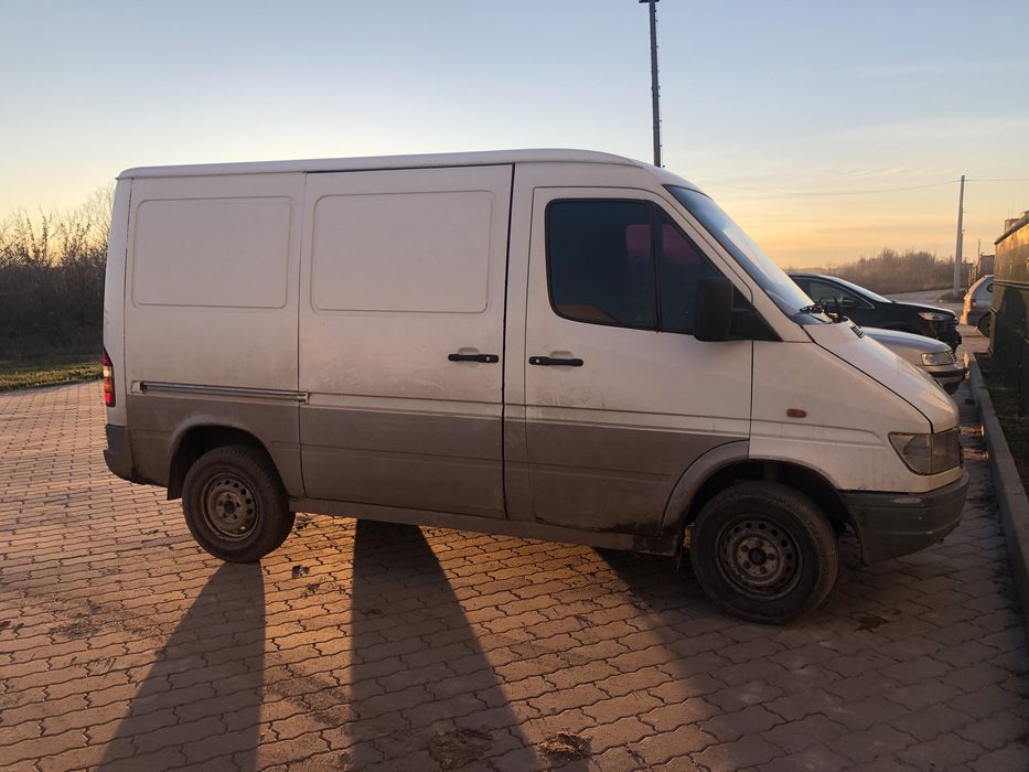 Mercedes sprinter 208 96р