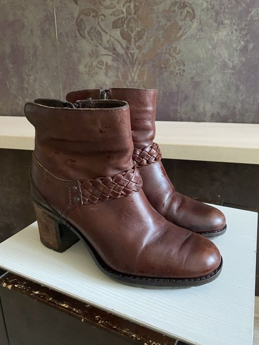 Кожаные ботинки, ботильйоны 39 р, Clarks