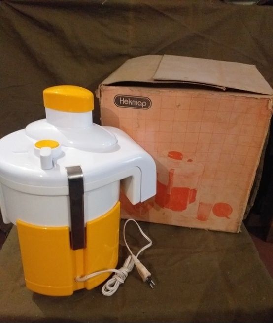 Электросоковыжималка бытовая СВСП-301. Нектар. СССР.