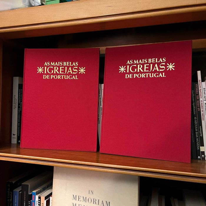 Júlio Gil / Nuno Calvet - As Mais Belas Igrejas de Portugal (2 vols.)